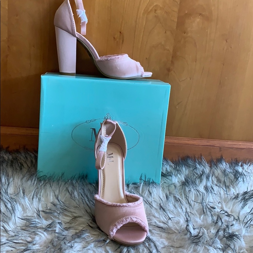 Pink Fringe Accent Sandal - Picture 2 of 8